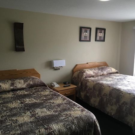 Howey Bay Motel レッド・レイク エクステリア 写真